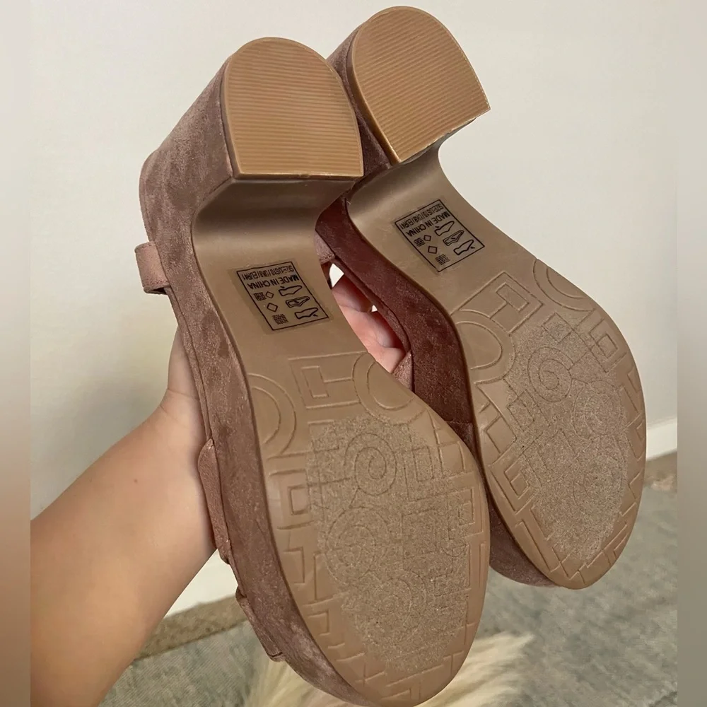 Qupid - Elegant Nude Suede Platform Heels